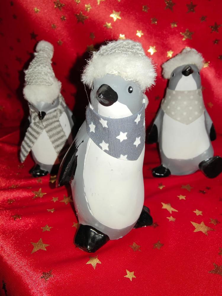 Pinguinen-Set (3 Figuren) mit Schal